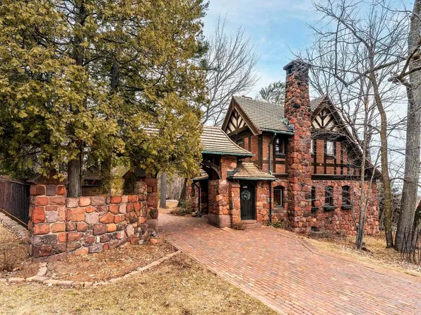 1600 Vermilion Rd, Duluth, MN 55812