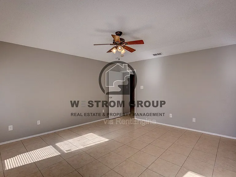 420 Revolution Ln — Photo 12