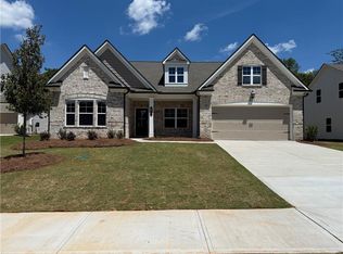 924 Winding Rose Dr, Hoschton, GA 30548