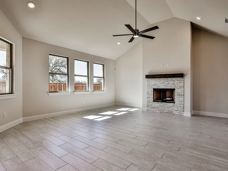101 Gardenia Dr — Photo 10