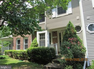 11520 Hill Meade Ln, Woodbridge, VA 22192