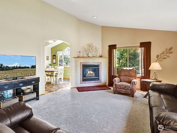4th image of 5350 Kaitlyn Court