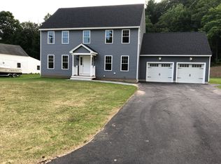 53 Willow Rd, Ayer, MA 01432