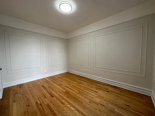 Rented by Oxford Property Group | media 10