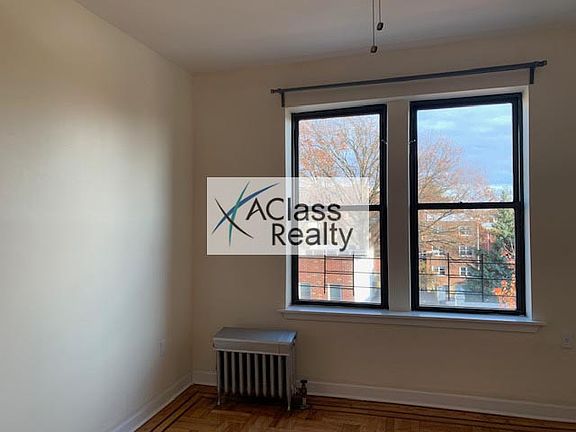 5th image of 31-40 42nd St #C4
