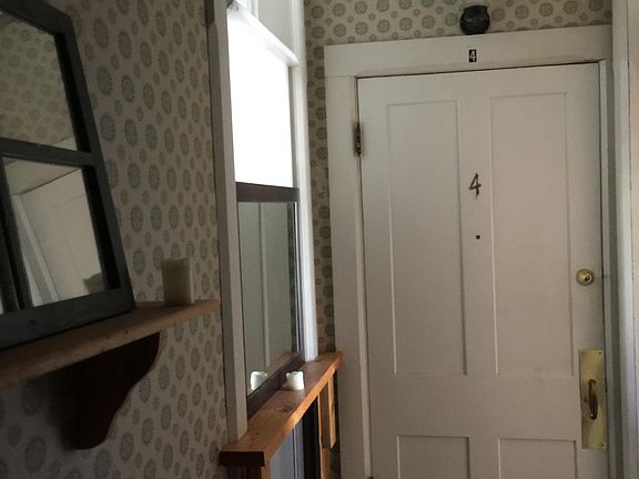 2nd image of 300 W 5th St APT 4