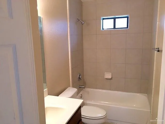 1806 S Linden St — Photo 7