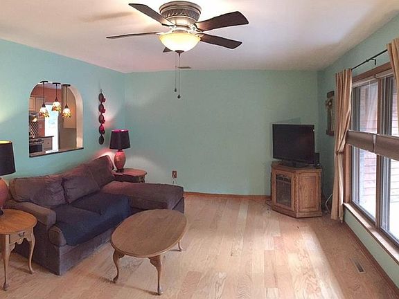 3rd image of 31234 Beaver Cir