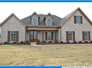 1071 Aquila Cir, Olive Branch, MS 38654