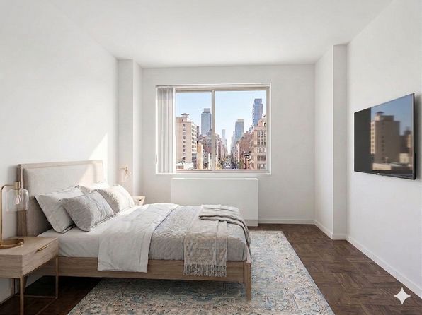 220 E 24th St APT 5I