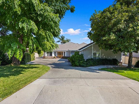2nd image of 368 Norumbega Dr