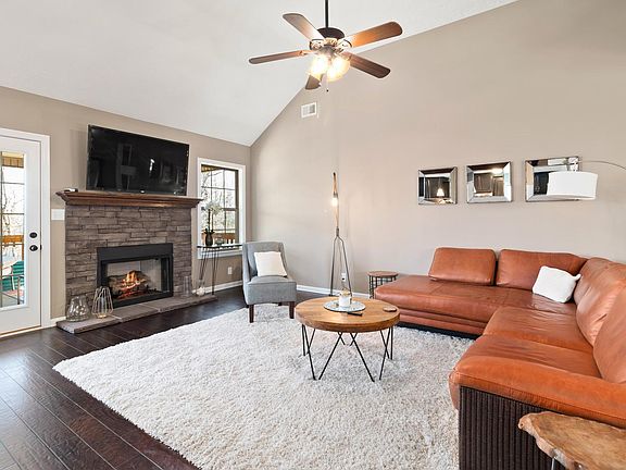 3rd image of 2973 McManus Cir