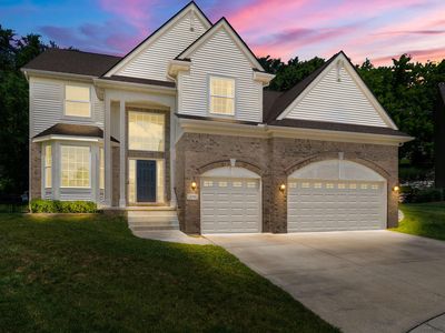 559 Napa Valley Dr, Milford, MI, 48381
