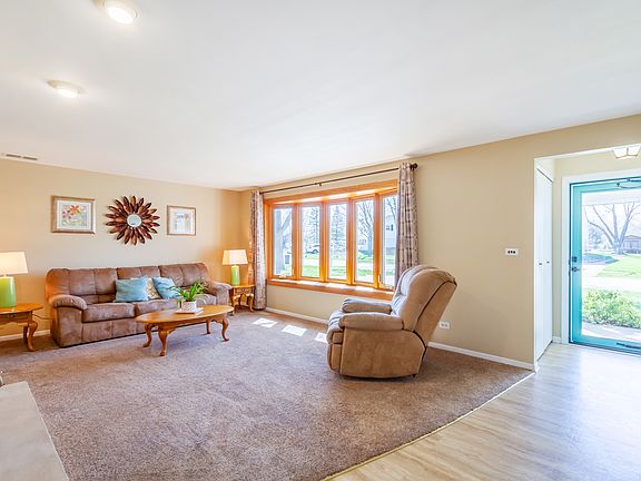 4th image of 1007 Cornell Ln