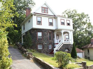 16 Prospect Dr, Yonkers, NY 10705