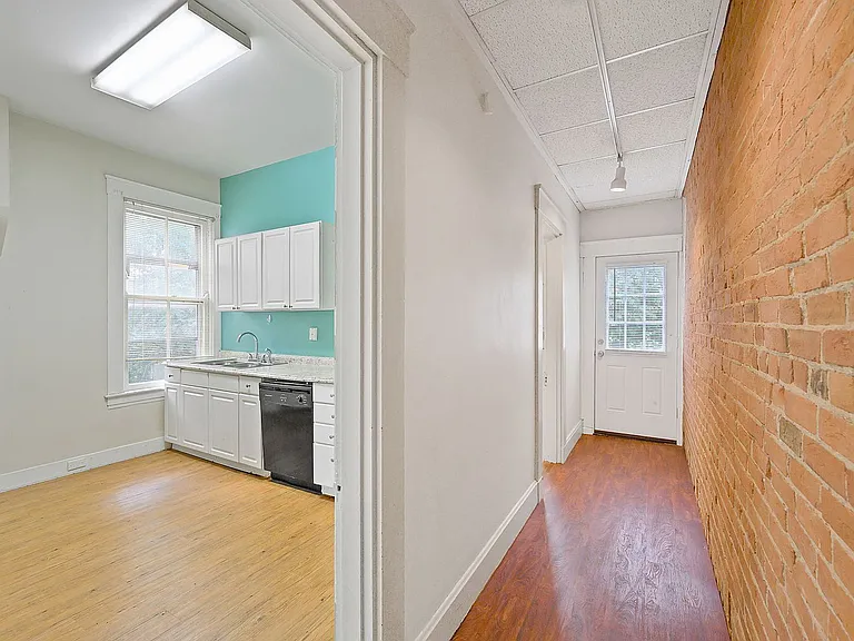 30 E Hollister St #2 — Photo 4