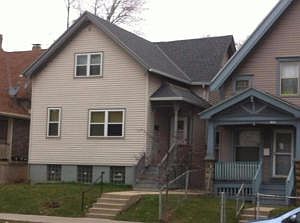2nd image of 1404 W Greenfield Ave