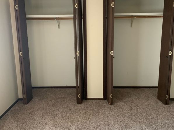 1701 University Dr #5