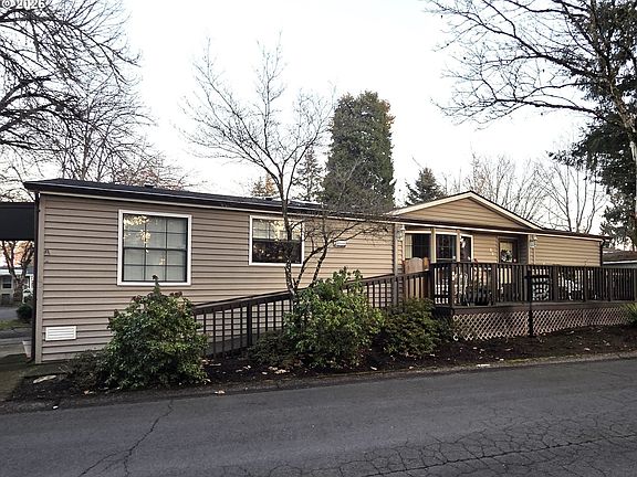 3rd image of 1475 Green Acres Rd Space 83