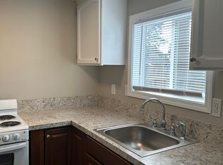 1965 Highway Ave NE APT 4, Salem, OR 97301