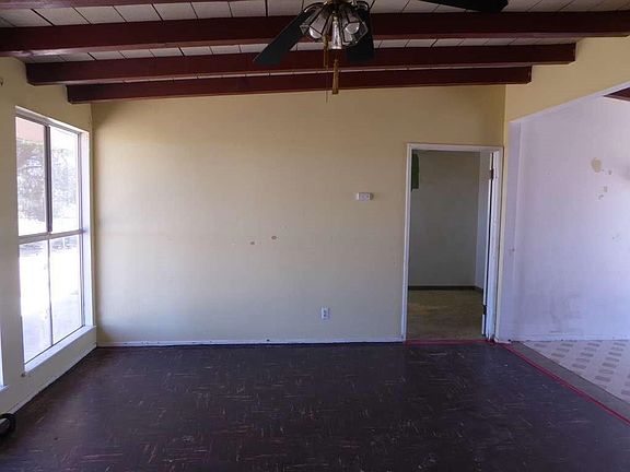 2nd image of 10843 Chamberlaine Way