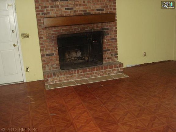2nd image of 1324 Country Squire Dr