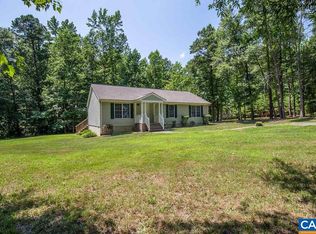 532 Deep Creek Rd, Bybee, VA 22963