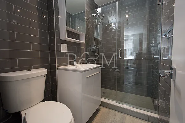 Rented by Brick&Mortar | media 37