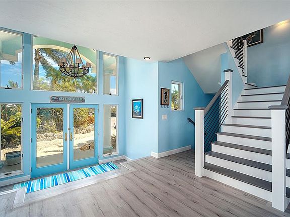 5th image of 770 9th St