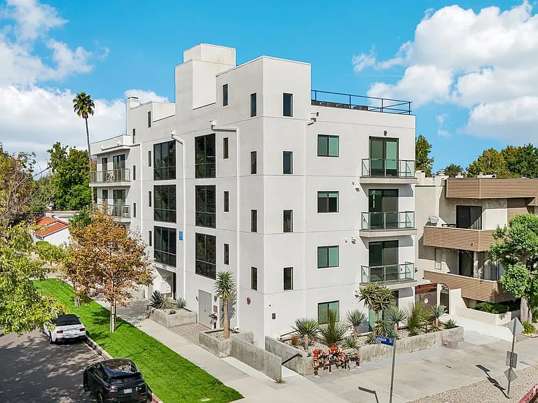 12905 Landale Street — Photo 1
