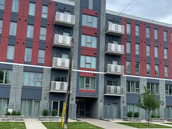 77 Leland St, Hamilton, ON