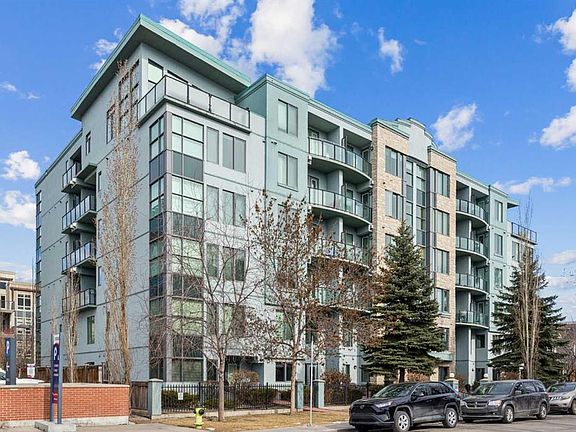 2nd image of 328 S 21st Ave SW #301