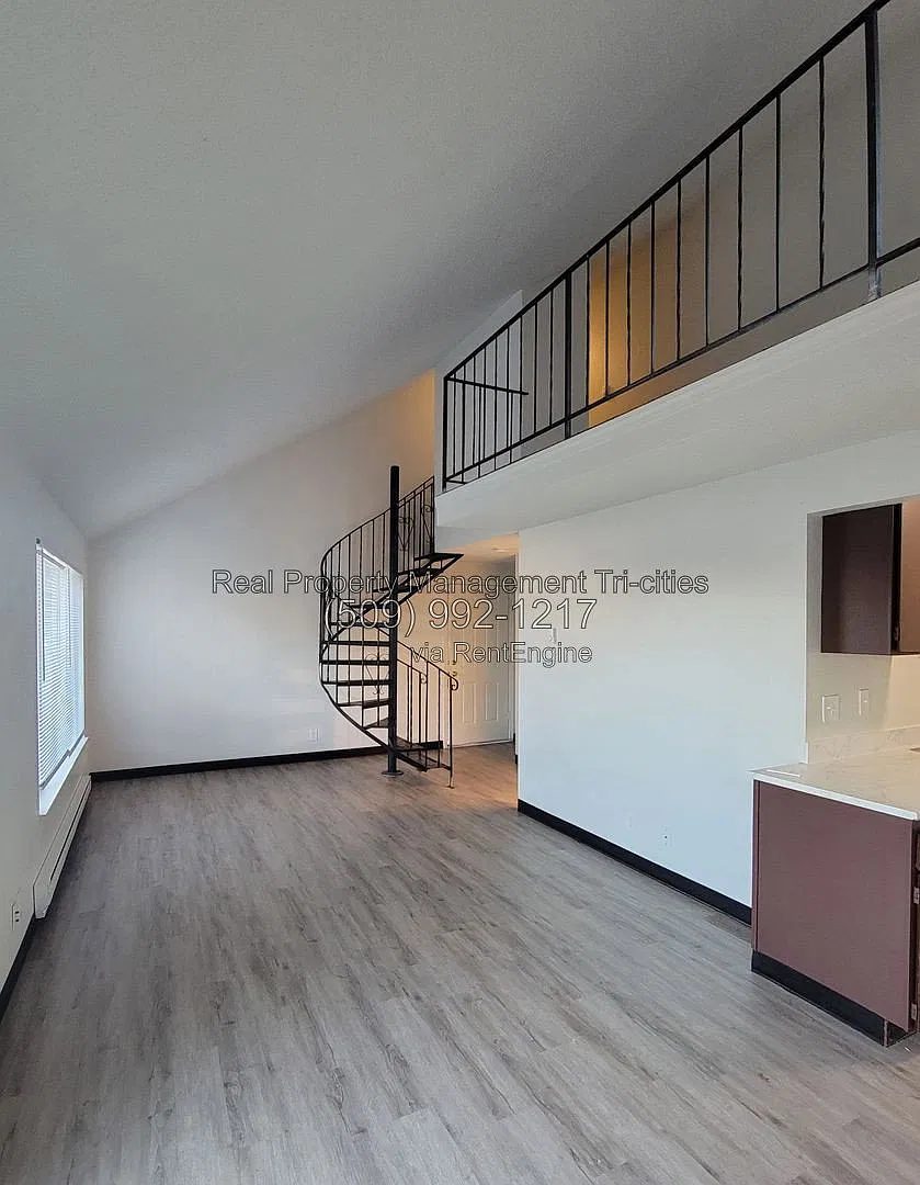 1 bed, 1.0 bath, 600 sqft, $975 — Photo 1