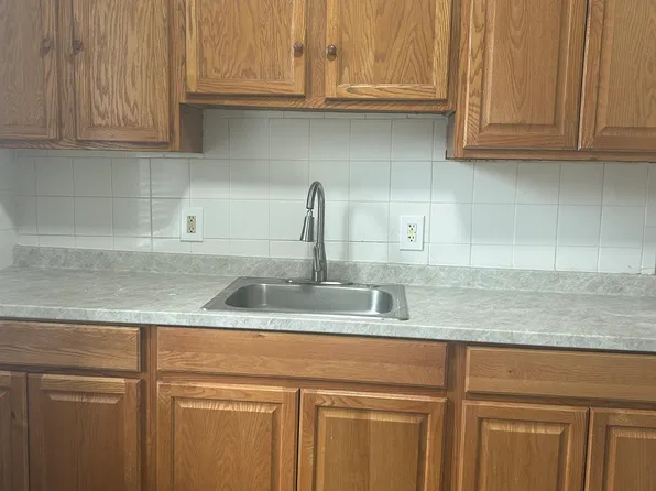 7805 Broadway, 7805 Broadway #C04, North Bergen, NJ 07047