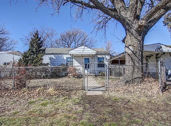 2nd image of 2640 N Yorktown Pl