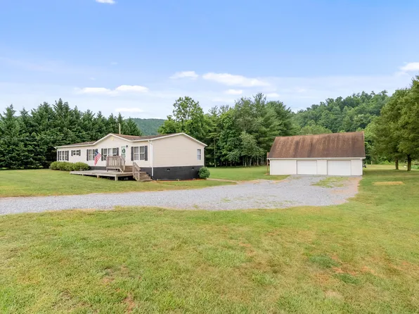 4405 Riffe St, Elliston, VA 24087