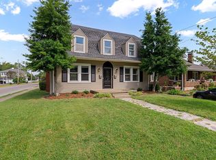943 Nutwood St, Bowling Green, KY 42103