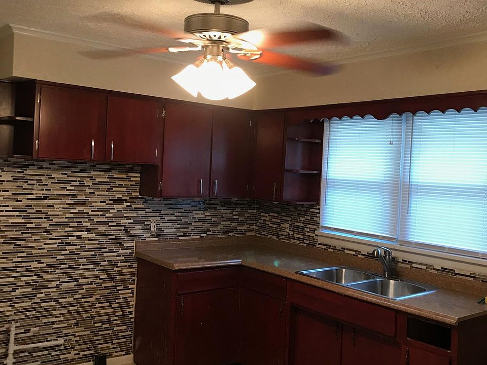 2nd image of 3765 Lentz Ave