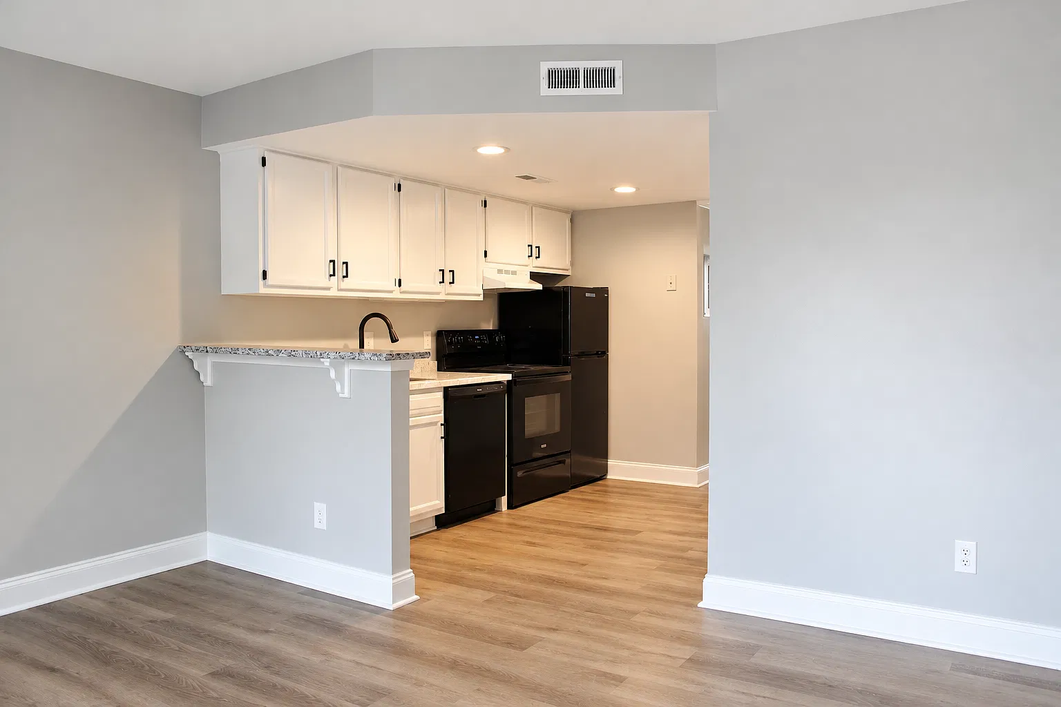4750 Seahawk Court A-10 - 1 — Photo 4