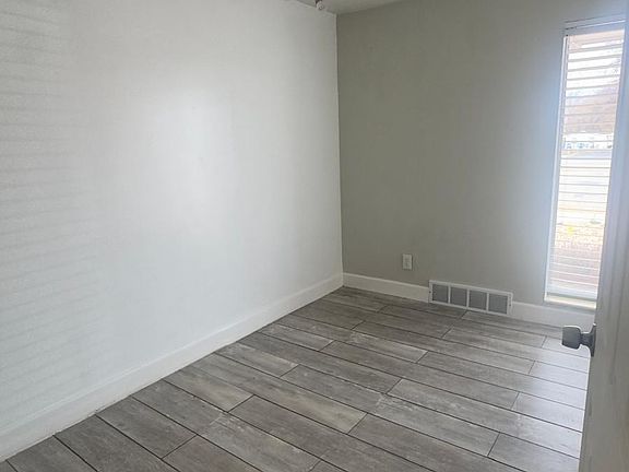 5th image of 8180 S Redwood Rd