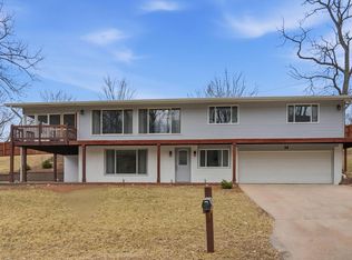 14 Forestview Dr, Coal Valley, IL