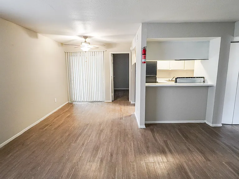 Trenton Place — Photo 3