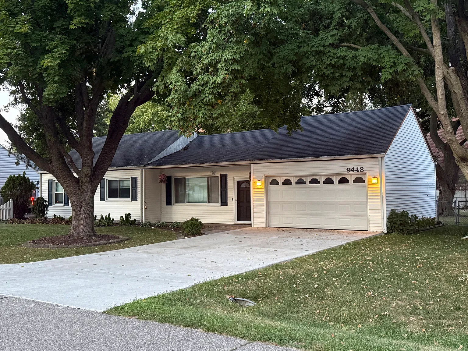 9448 Marlowe Ave — Photo 1
