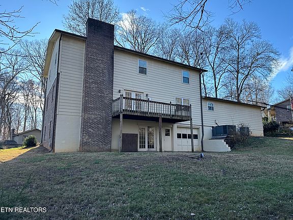 4th image of 1702 Winding Ridge Trl