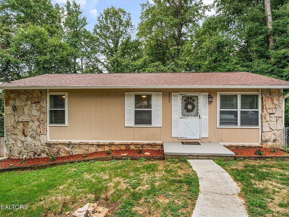 1st image of 5622 Burbury Ln
