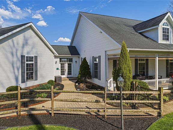 3rd image of 6571 Butler North Liberty Rd
