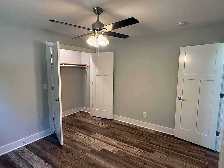 200 Sherwood Dr — Photo 23