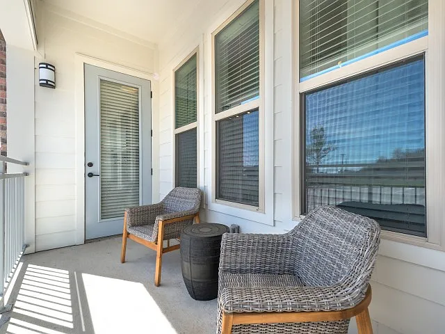 Spacious Porch Area