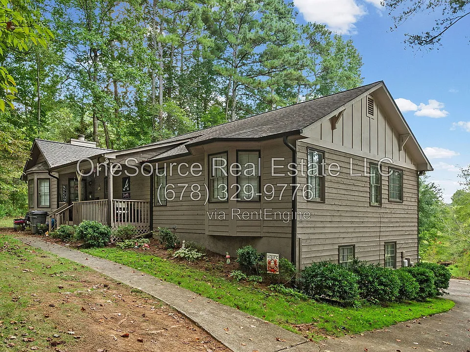 195 Cross Brook Dr #B