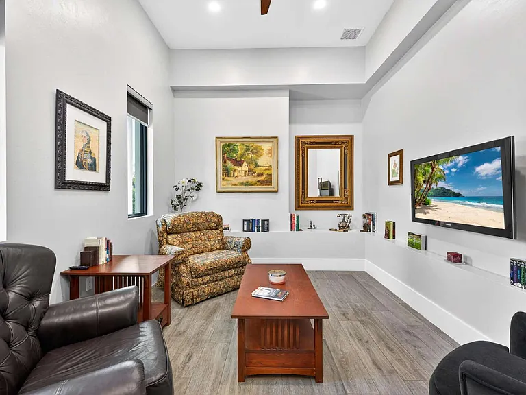 12289 Alamansa Ln — Photo 33